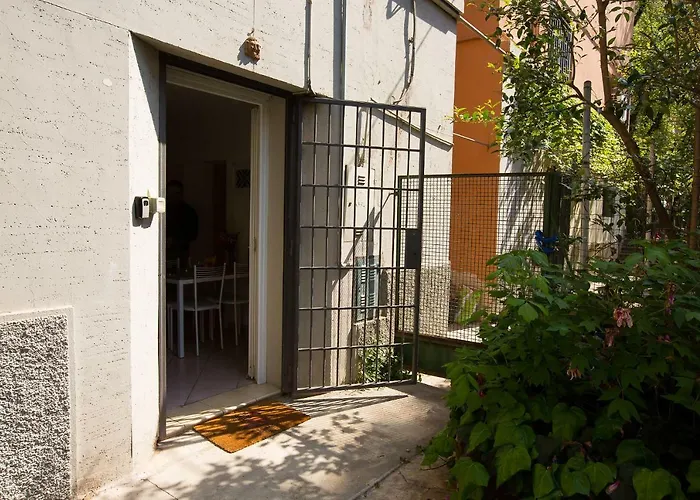 Sant Orsola By Lesdomus * Bologna
